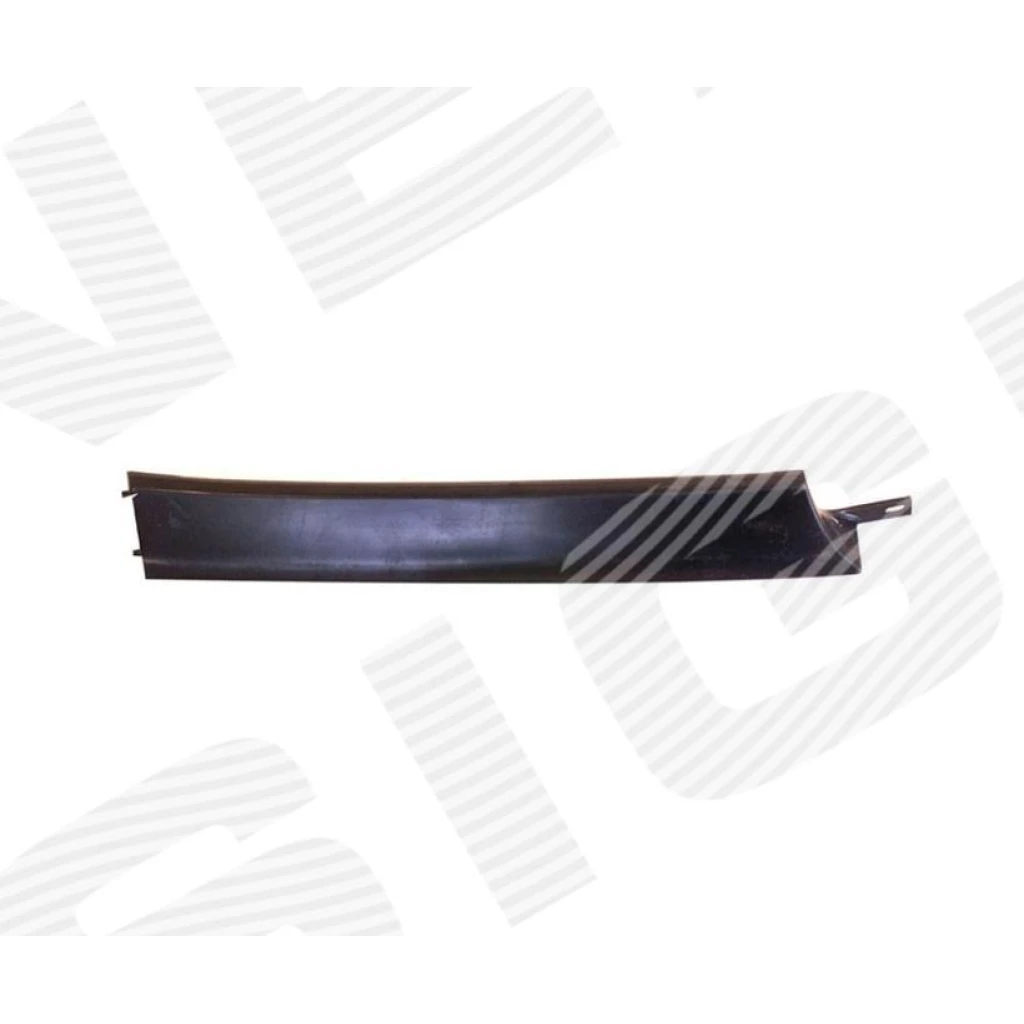 Накладка под фару (правая) для Skoda Felicia II