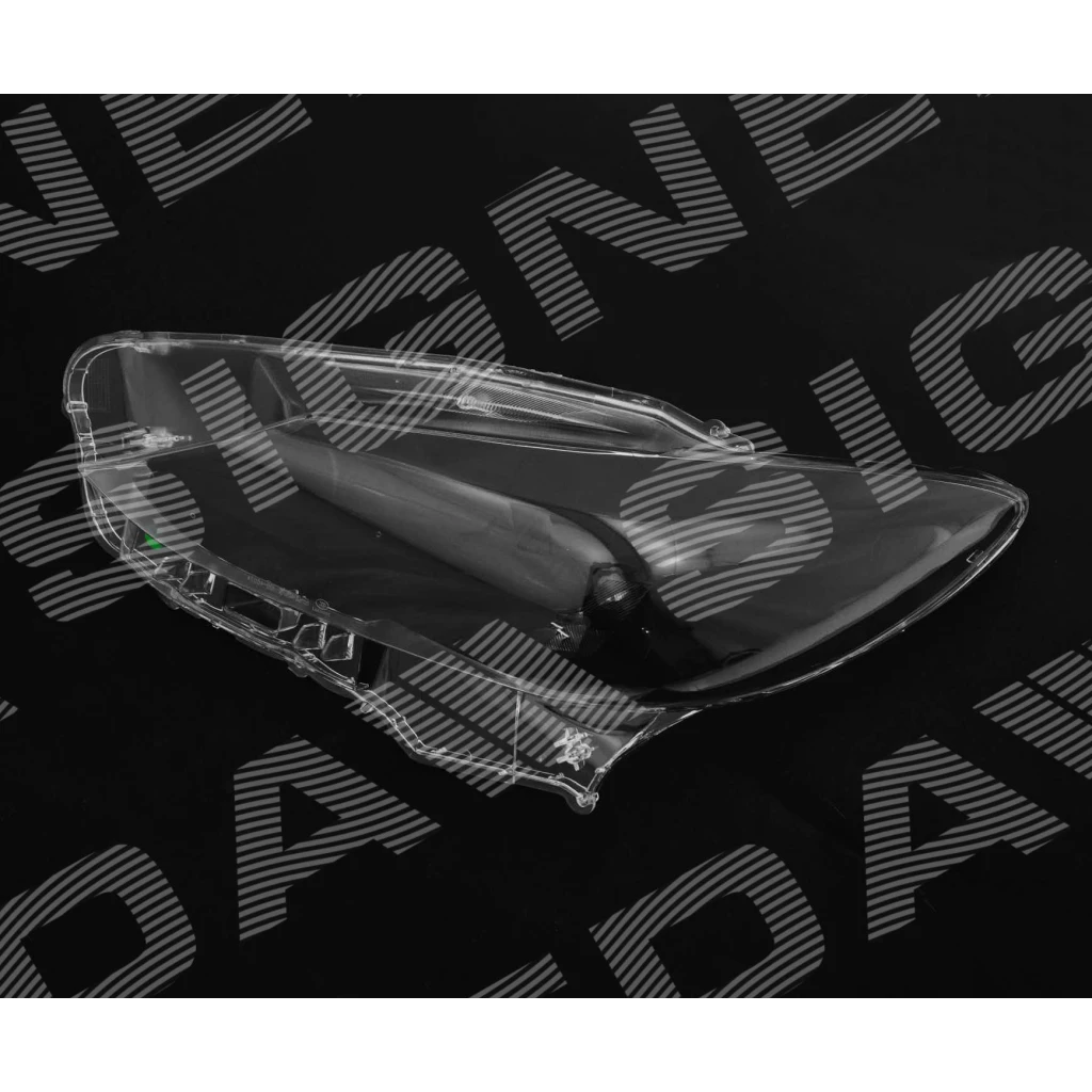 Стекло передней фары для Mazda 6 (GJ)