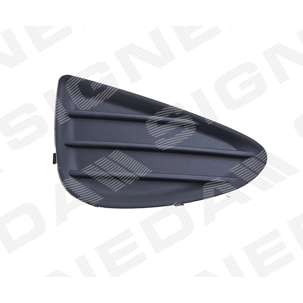 Заглушка в передний бампер (правая) для Toyota Yaris III (XP130)