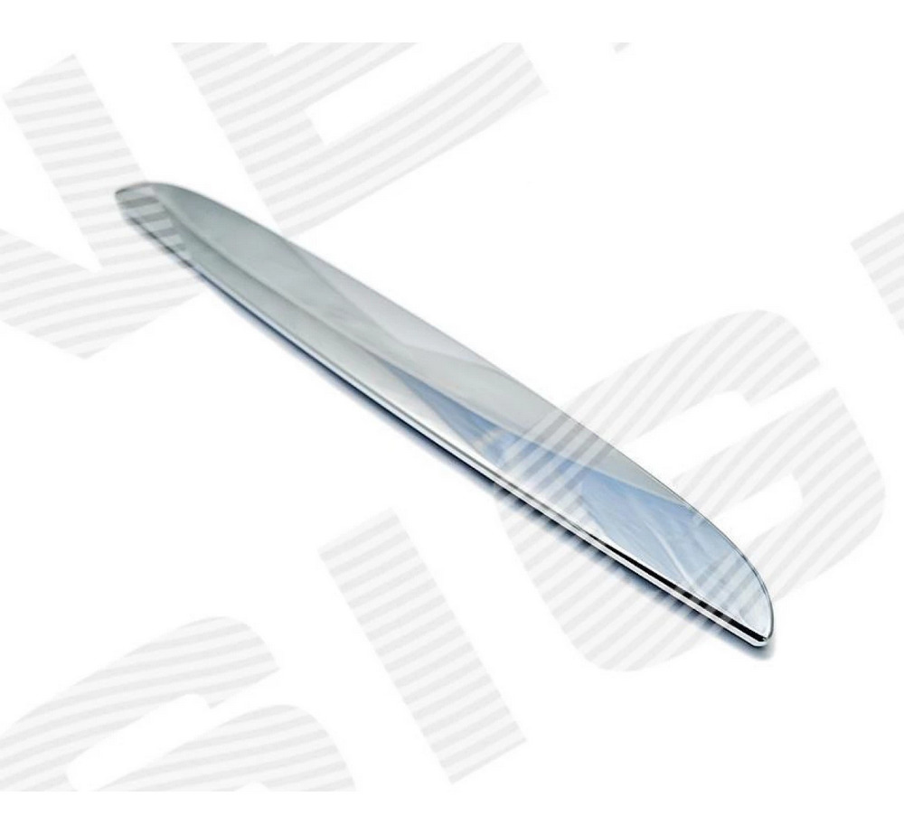 Накладка решетки (правая) для BMW 3 (E90)