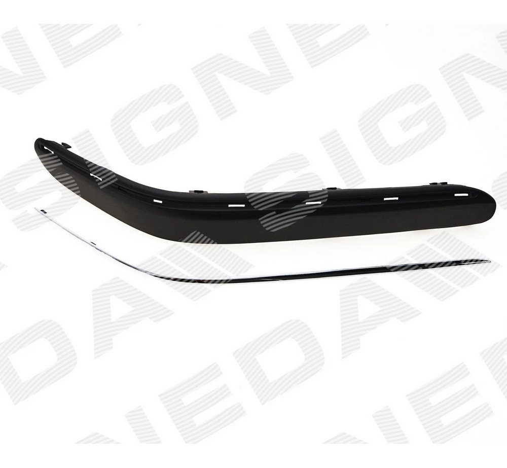 Молдинг переднего бампера (правый) для Mercedes C (W203)