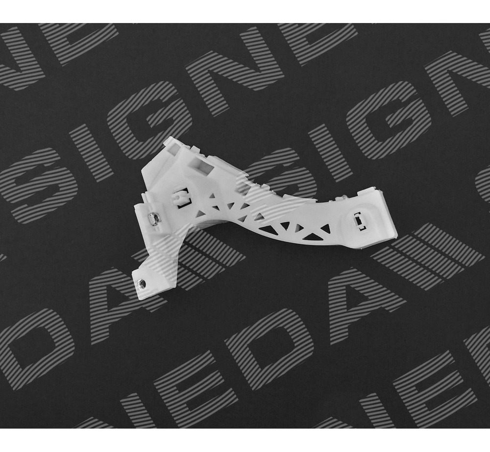 Крепление переднего бампера (правое) для Mazda 3 (BK)