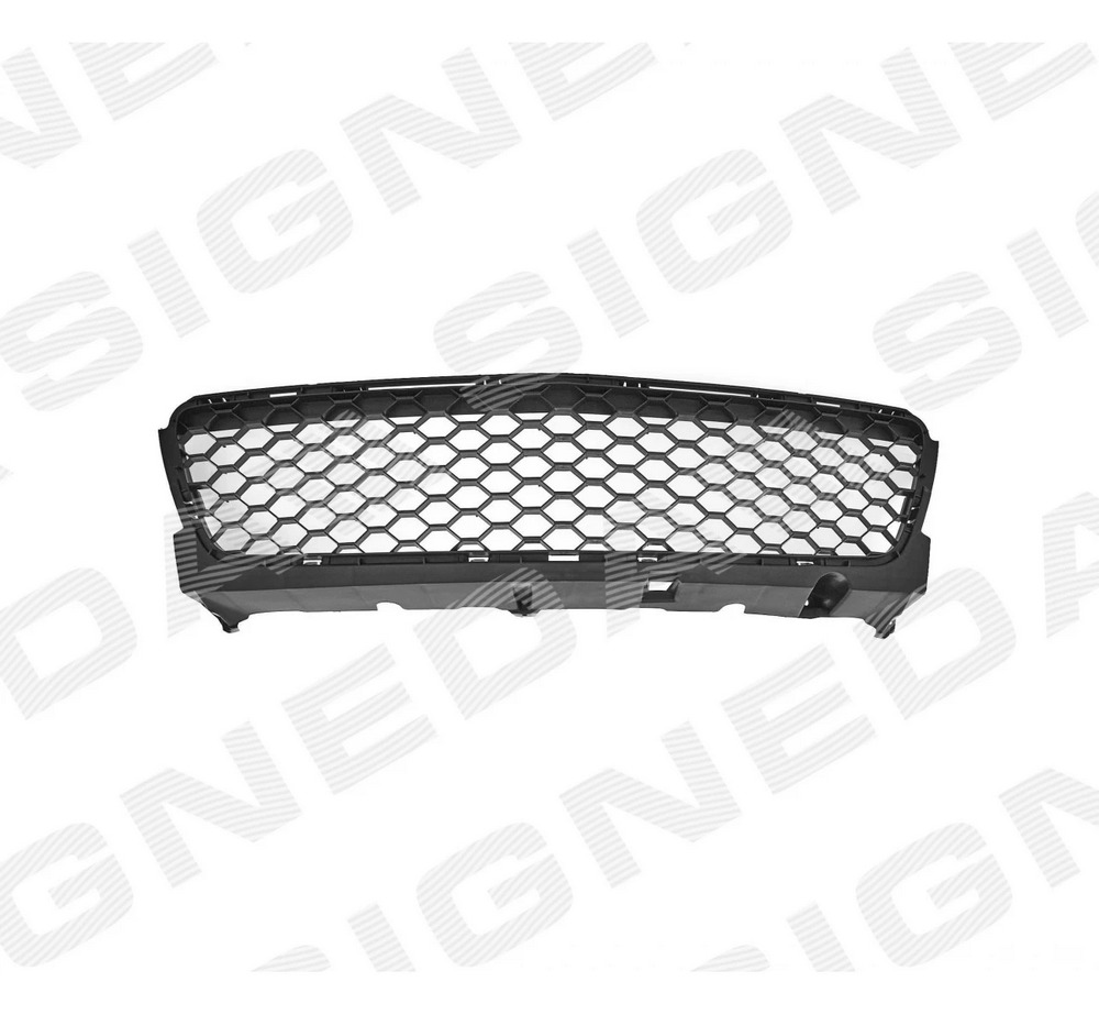 Решетка в передний бампер (центральная) для Mazda 3 (BK)
