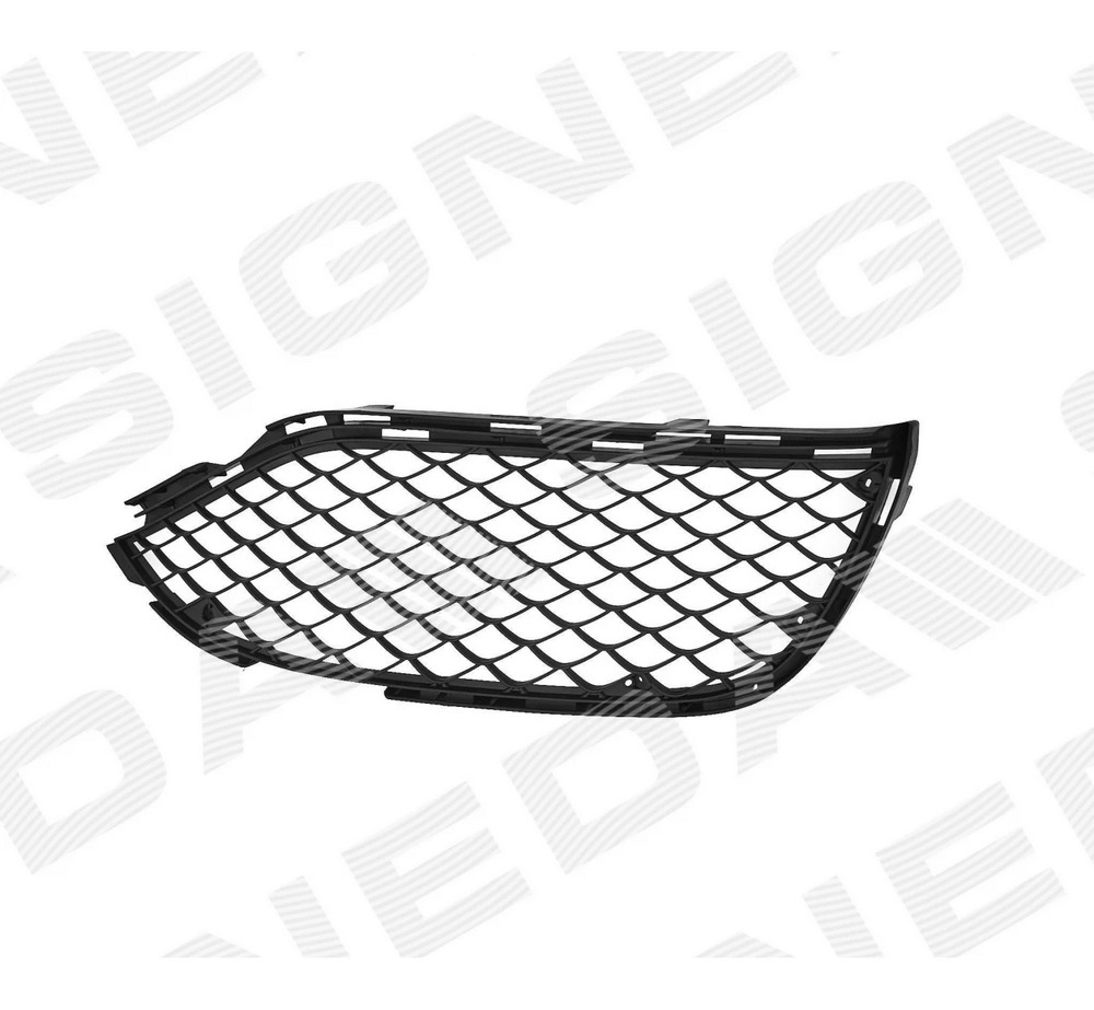 Решетка в бампер (правая) для Mercedes C (W205)