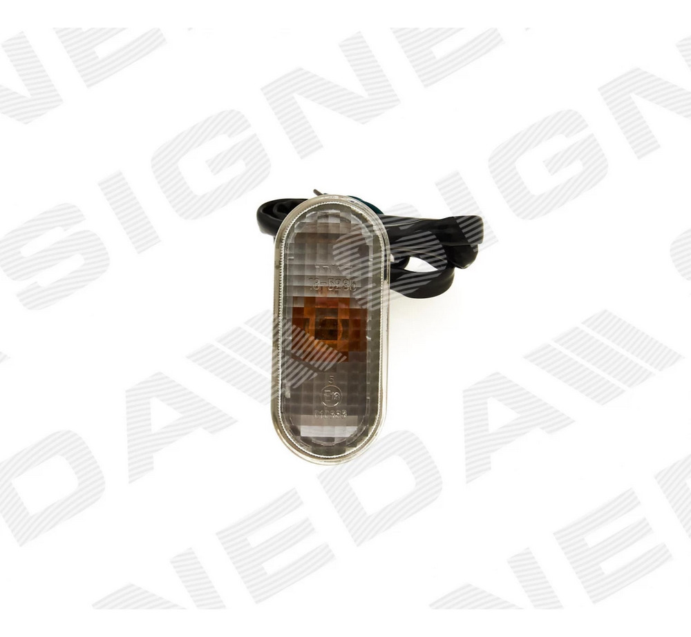 Повторитель в крыло для Seat Arosa (6H) Повторитель в крыло для Seat Arosa (6H)