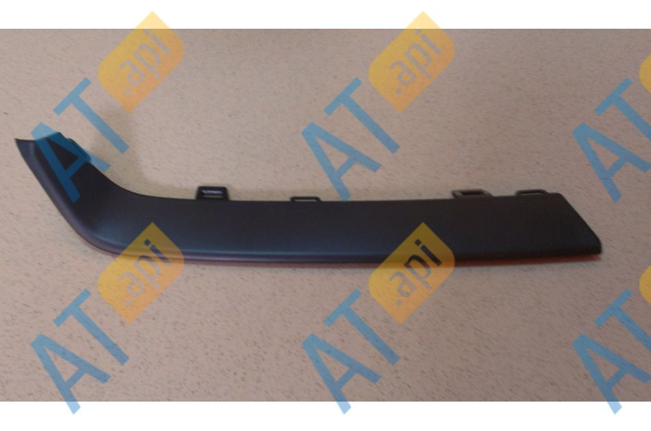 Молдинг решетки радиатора (правый) для Honda CRV III