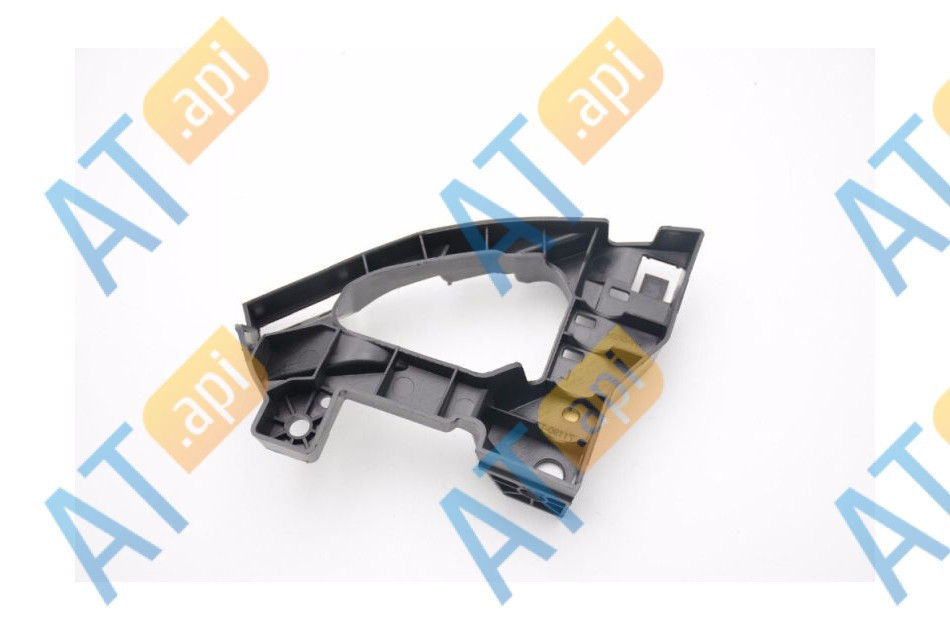 Крепление бампера (правое) для Honda HR-V II (RU) Крепление бампера (правое) для Honda HR-V II (RU)