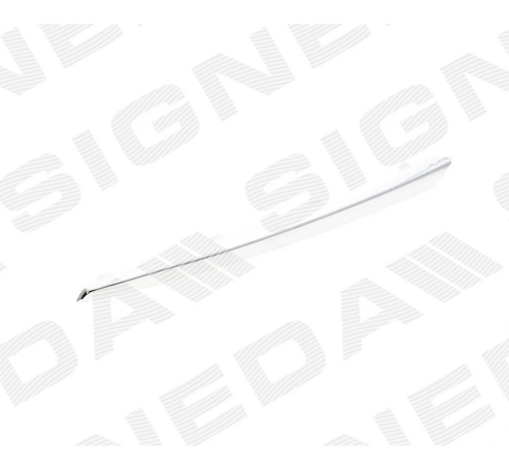 Молдинг на решётку бампера (левый) для Toyota Auris II (E18)