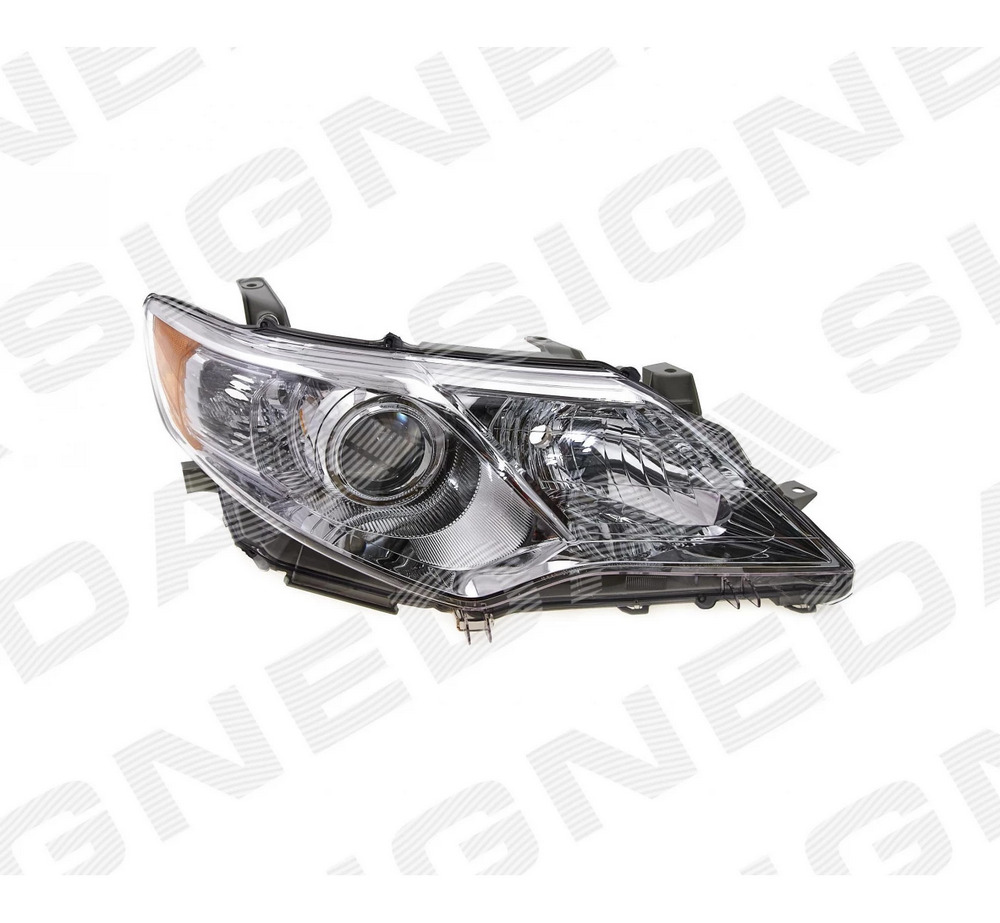 Передняя фара (правая) для Toyota Camry (XV50) Передняя фара (правая) для Toyota Camry (XV50)